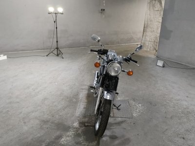Yamaha SR400 — фото 3