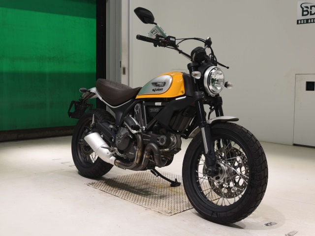 Ducati SCRAMBLER 803 CLASSIC — фото 3