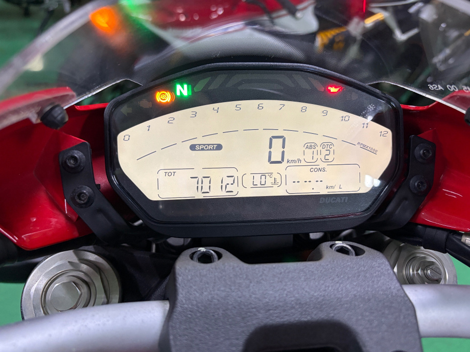 Ducati MONSTER 821 STRIPE — фото 3
