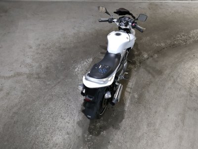 Suzuki GSR250 — фото 6