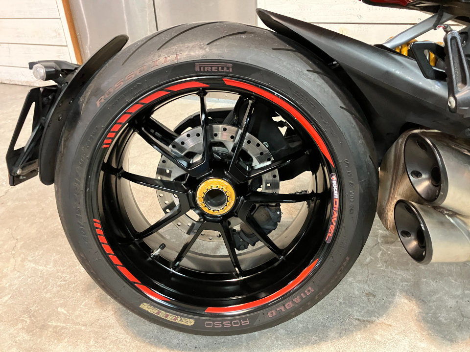 Ducati DIAVEL 1260S — фото 11
