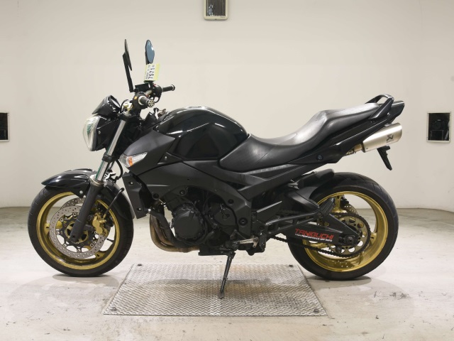 Suzuki GSR400 — фото 2