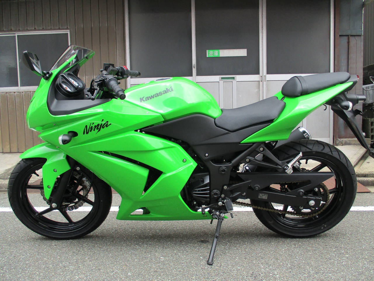 Kawasaki NINJA250R