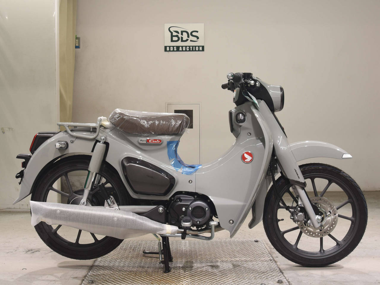 Honda C125-2