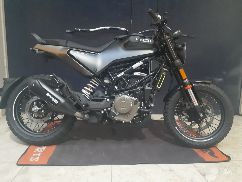 Husqvarna HUSK SVARTPILEN401