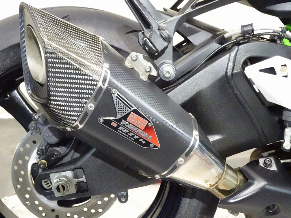 0380] Kawasaki NINJA ZX-10RA - JKAZXT00SSA014195