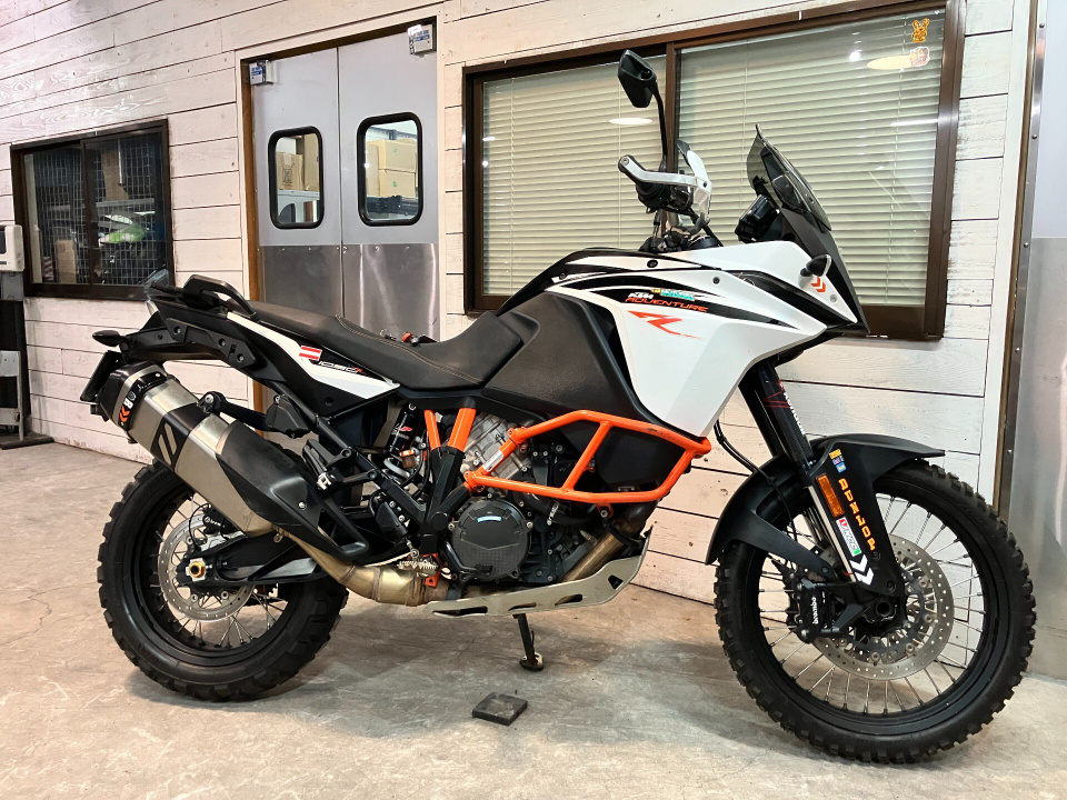 KTM 1090 ADVENTURE