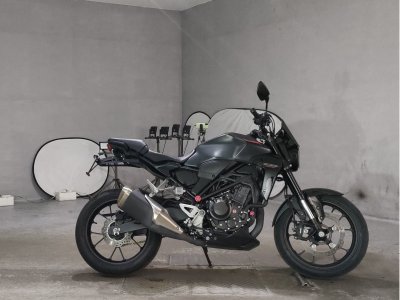 Honda CB250R