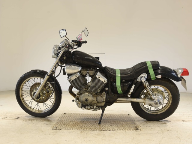 Yamaha VIRAGO XV400 — фото 2