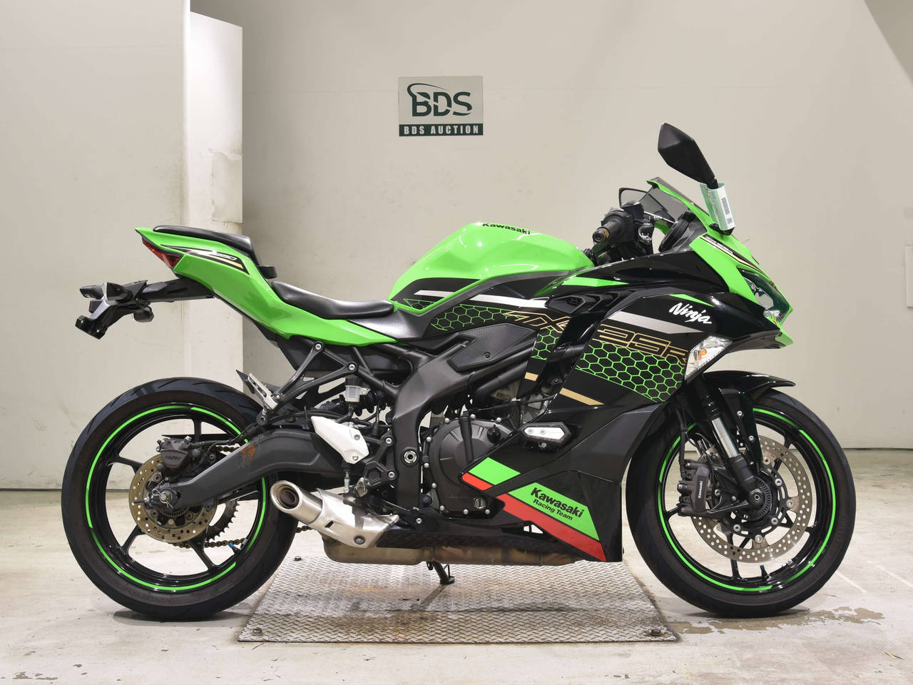 Kawasaki NINJA ZX-25R