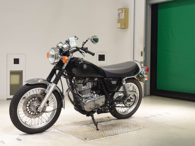 Yamaha SR400 — фото 4