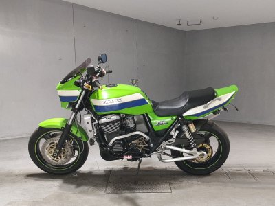 Kawasaki ZRX1100 — фото 2