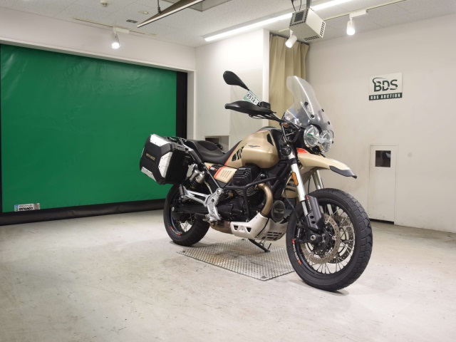 Moto Guzzi V85 TT TRAVEL — фото 3