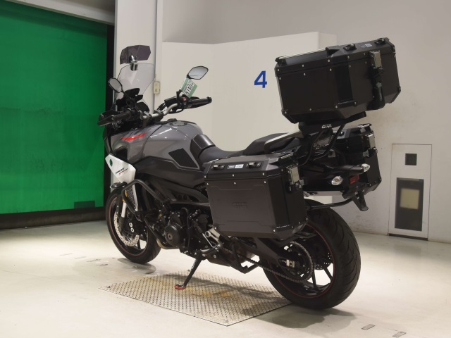 Yamaha MT-09 — фото 6