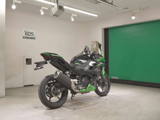Kawasaki NINJA400 — фото 5