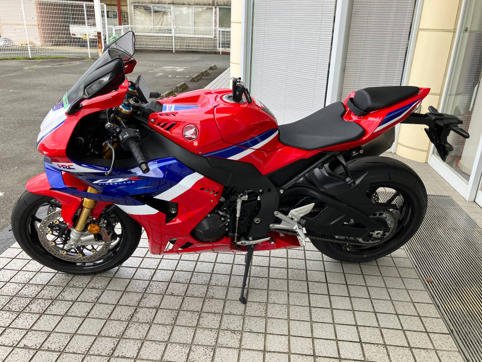 Honda CBR1000RR-R FB — фото 2