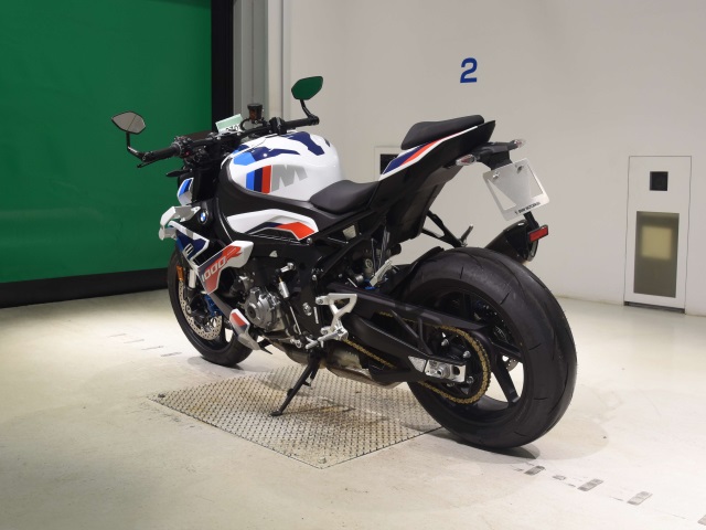 BMW M1000R — фото 6