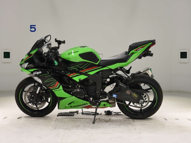 0452] Kawasaki ZX-6RA - ZX636G-022703