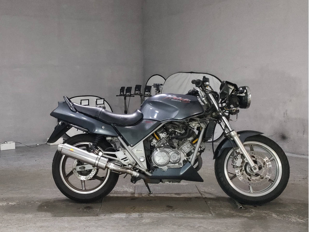 Honda VT250F XELVIS