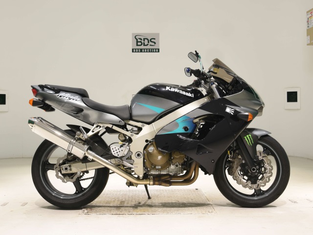 2545] Kawasaki NINJA ZX-9R - ZX900C-028401