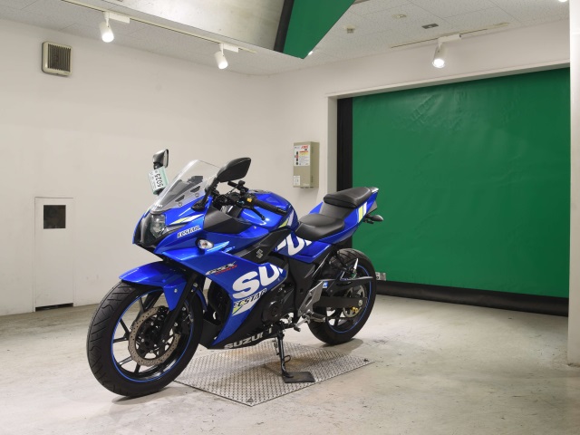 Suzuki GSX-250R — фото 4