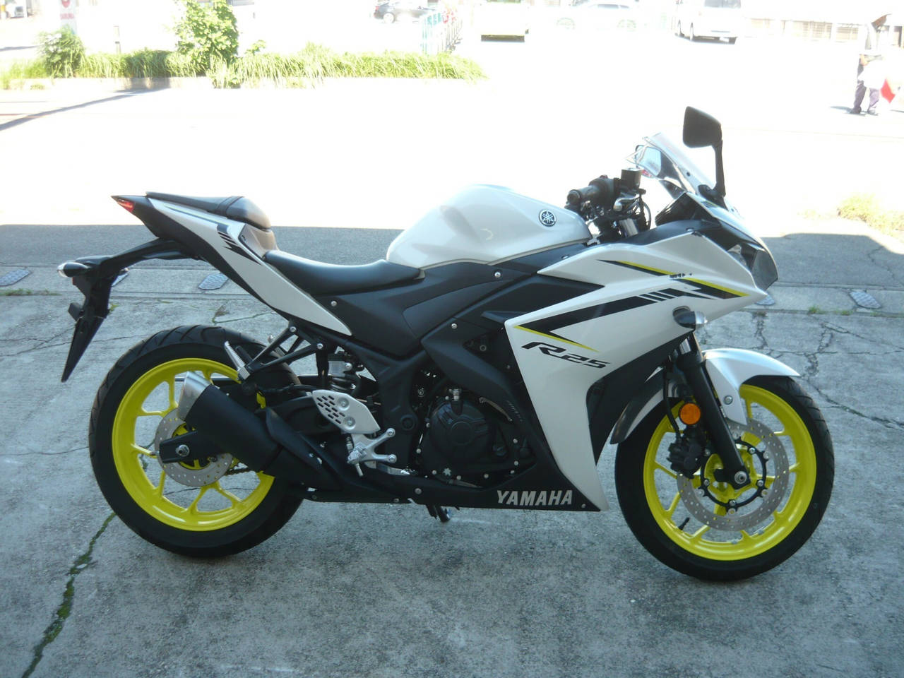Yamaha YZF-R25