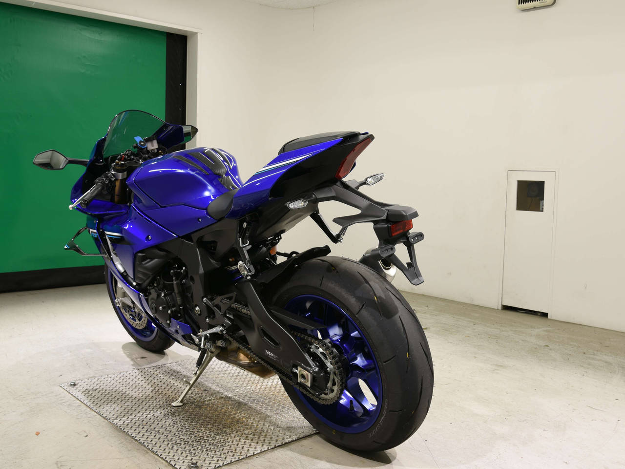 5096] Yamaha YZF-R1 - RN65J-002109