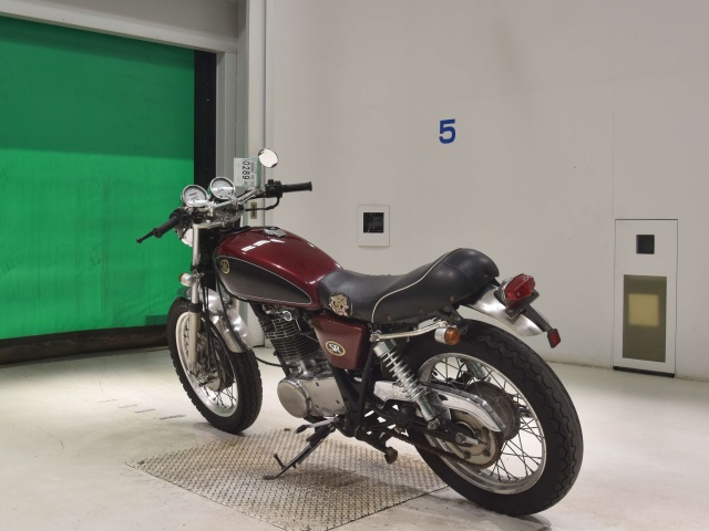Yamaha SR400 — фото 6