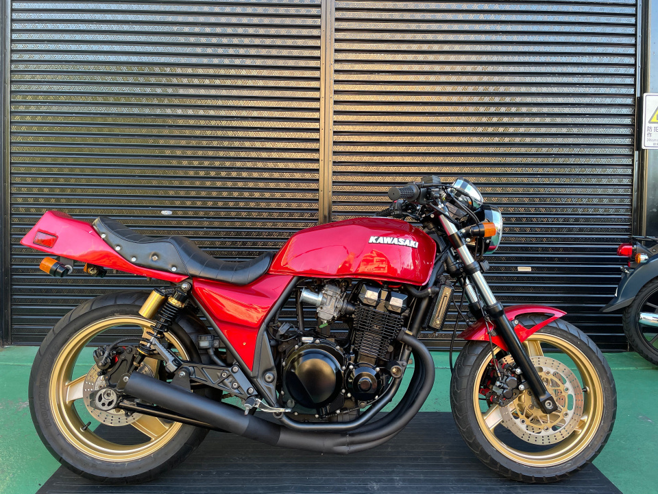 Kawasaki ZRX 400