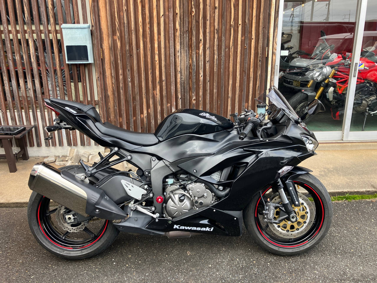 2183] Kawasaki NINJA ZX-6R - ZX636G-009695