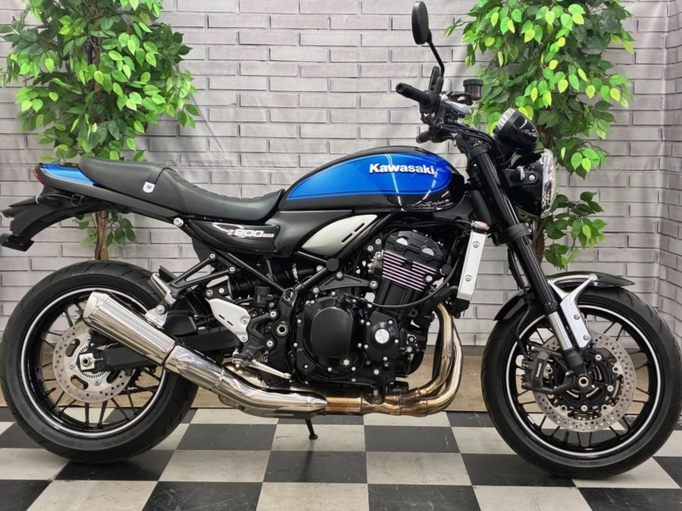 Kawasaki Z900RS
