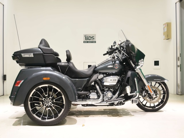HD ELECTRA GLIDE FLHTCU1870 TRIKE