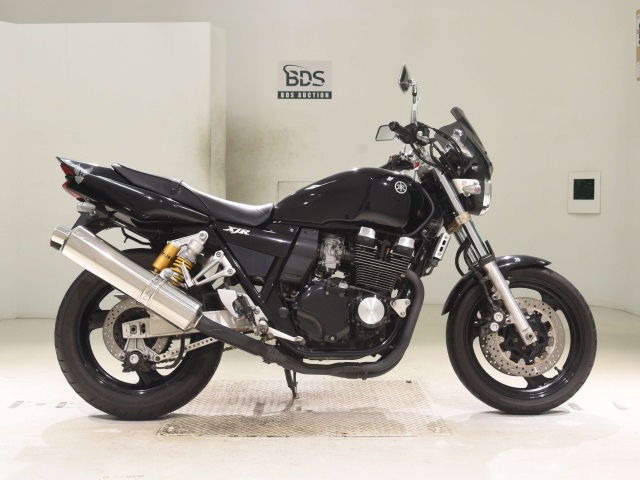 Yamaha XJR400