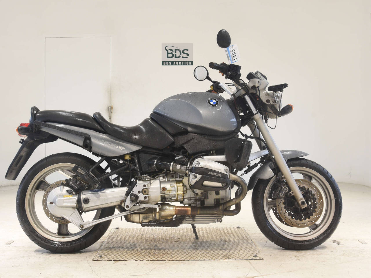 BMW R1100R