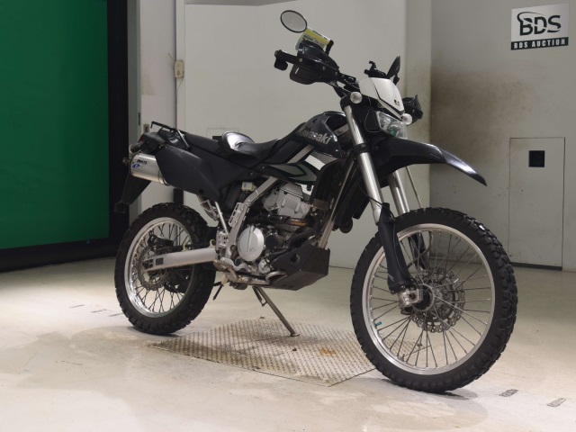 Kawasaki KLX250 — фото 3