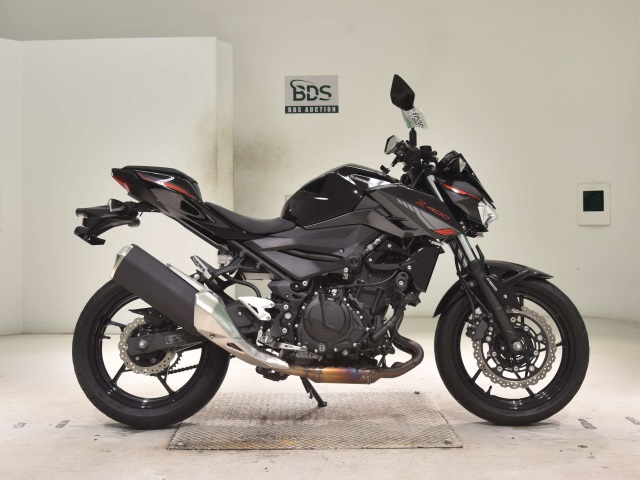 Kawasaki Z400