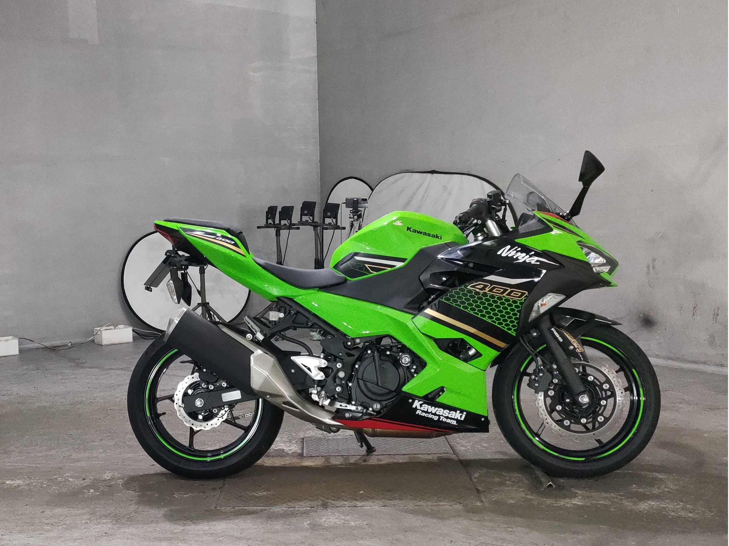Kawasaki NINJA400