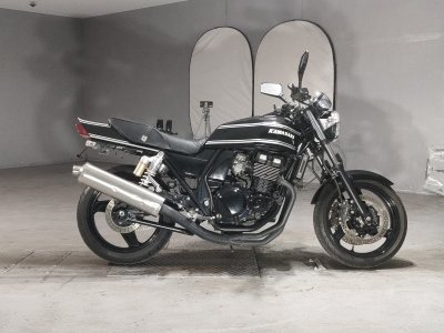 Kawasaki ZRX 400