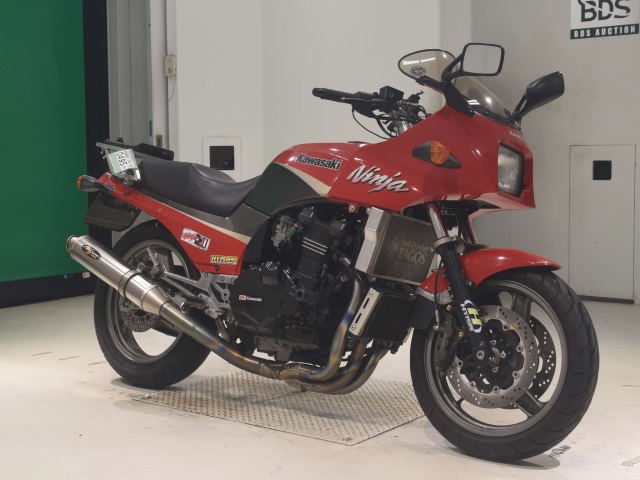 Kawasaki GPZ900R — фото 3