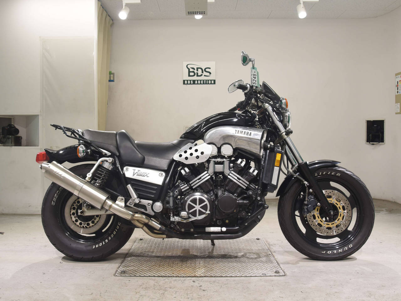 Yamaha V-MAX1200
