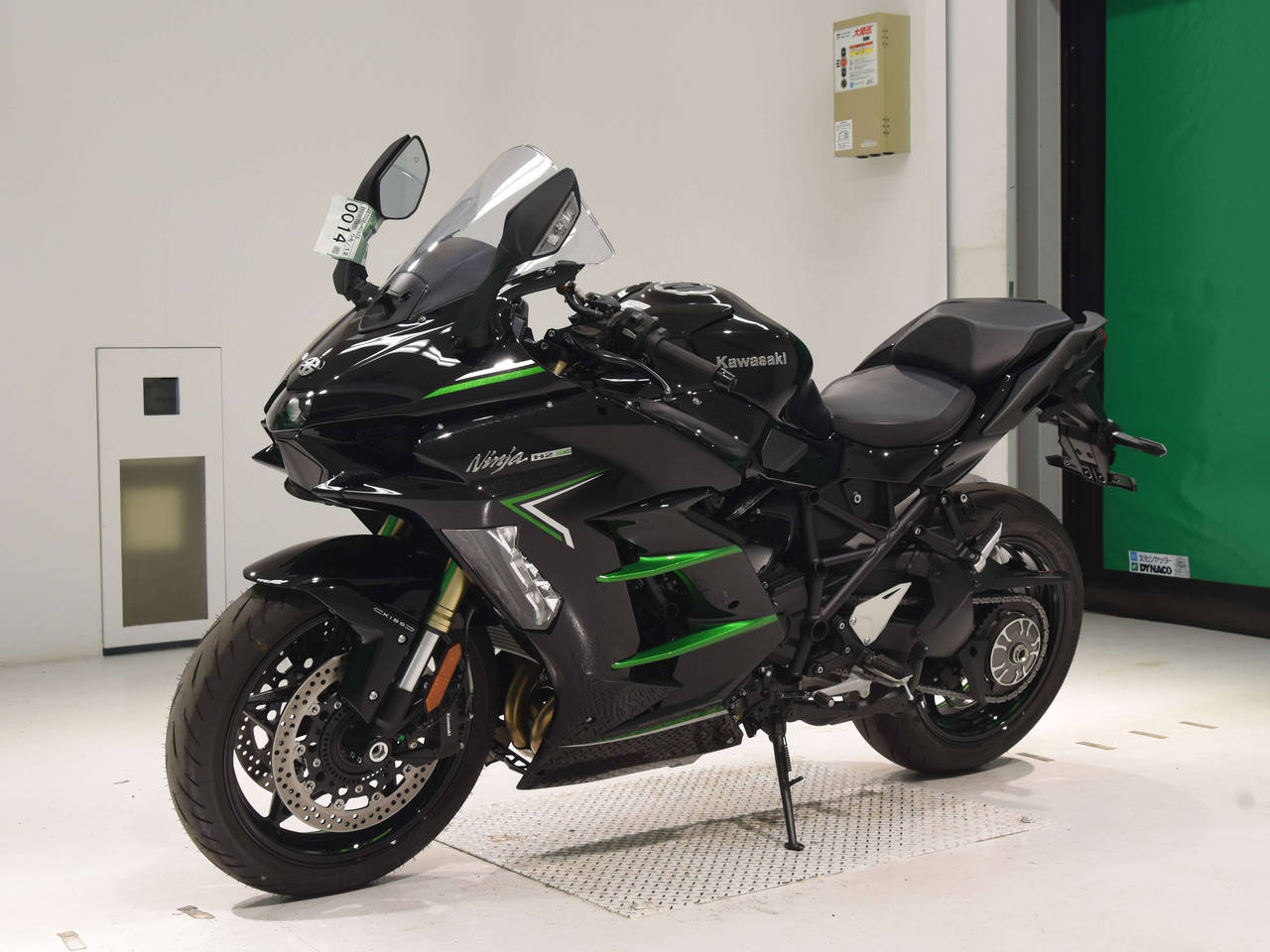 0014] Kawasaki NINJA H2 SX - ZXT02P-003575