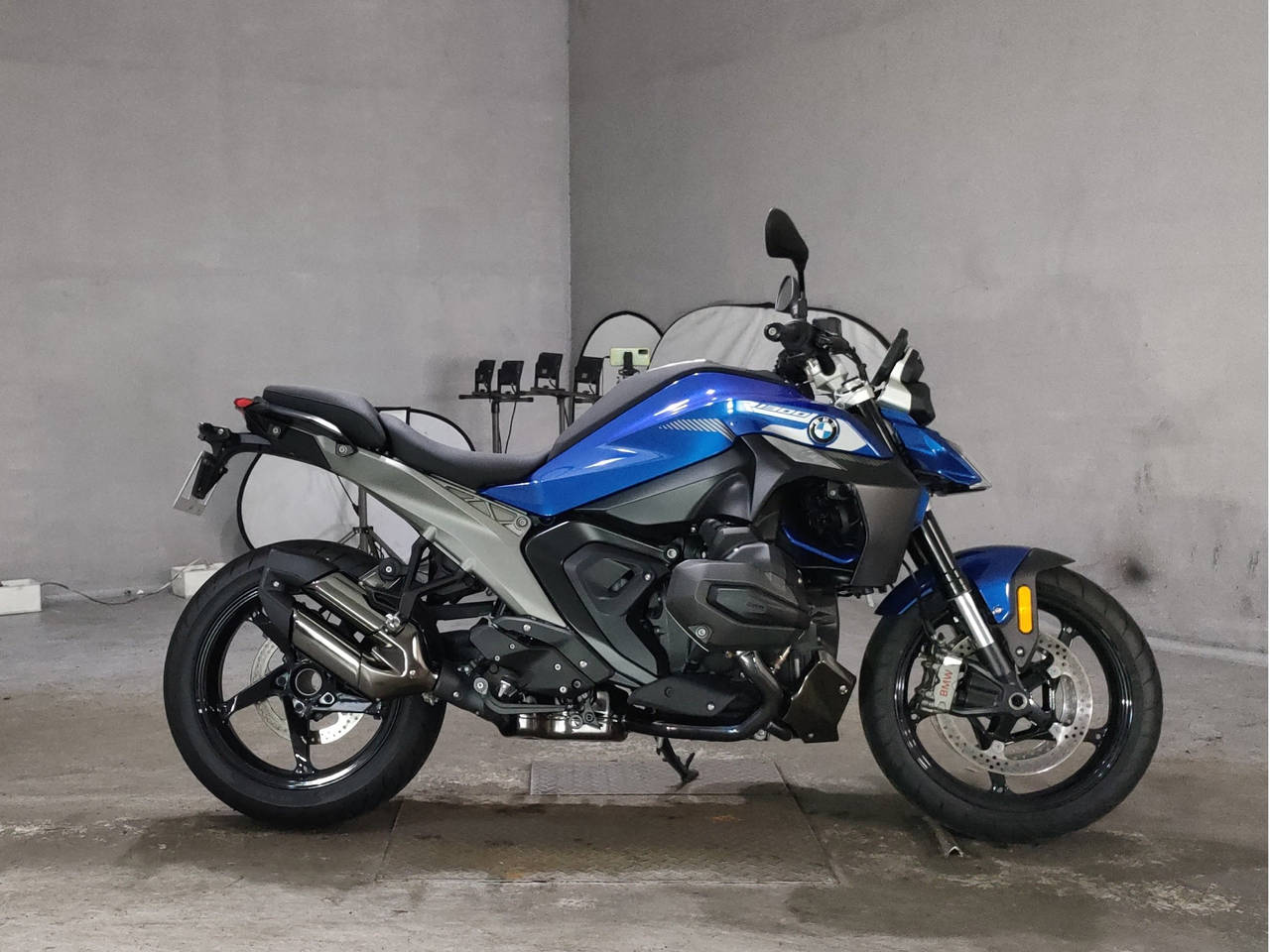 BMW R1300R