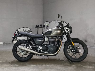 Triumph STREET TWIN 900