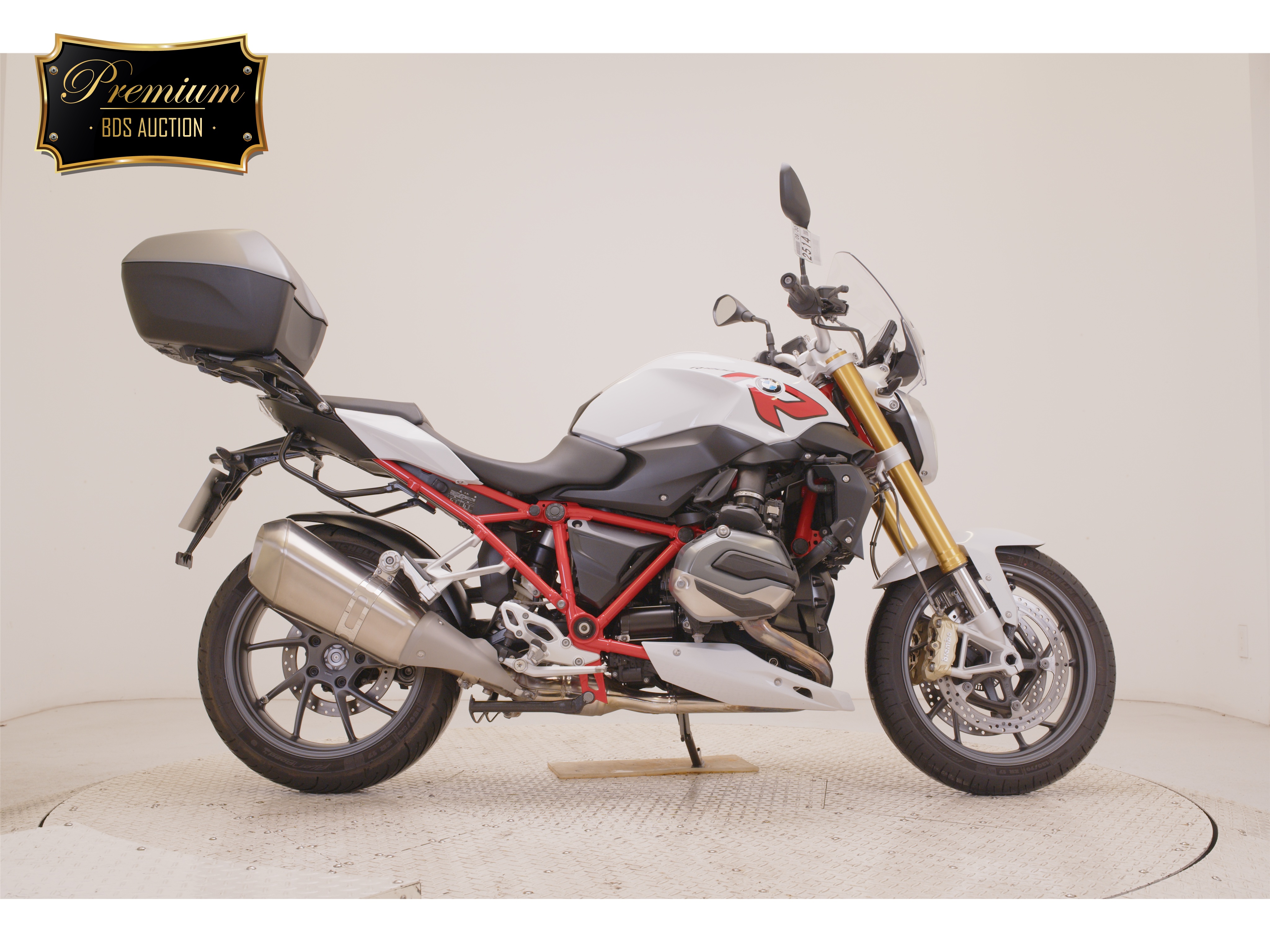 BMW R1200R