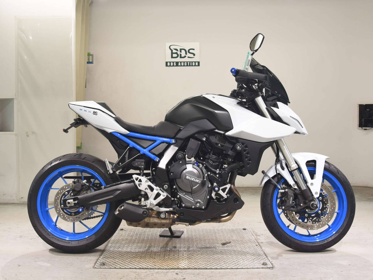 Suzuki GSX-8S