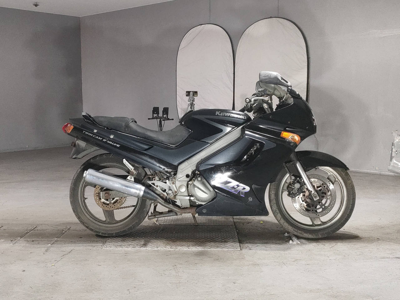 Kawasaki ZZ-R250