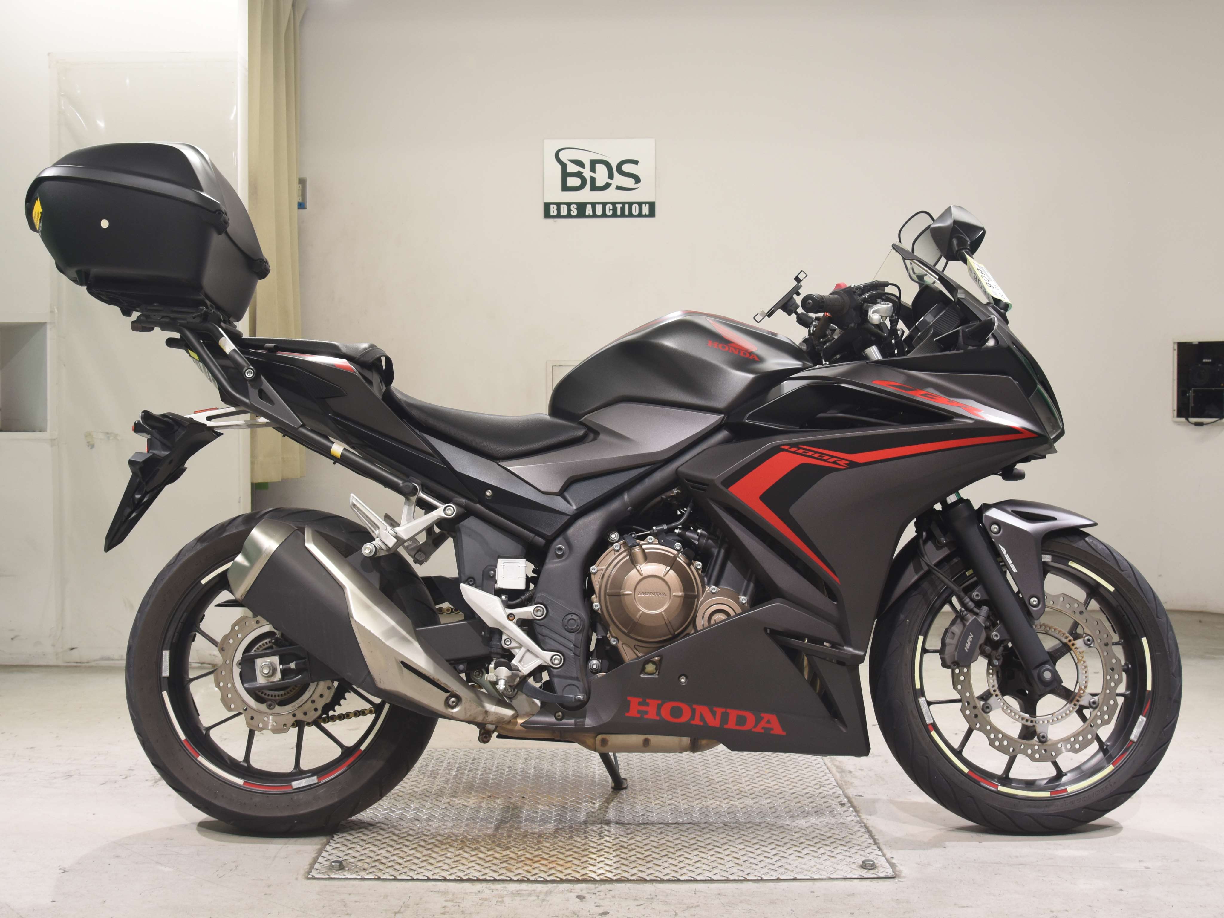 Honda CBR400R