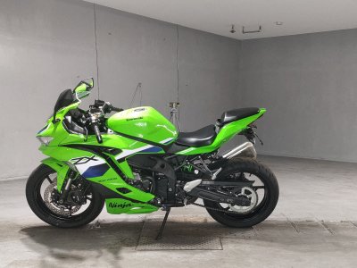 Kawasaki NINJA ZX-4RR — фото 2