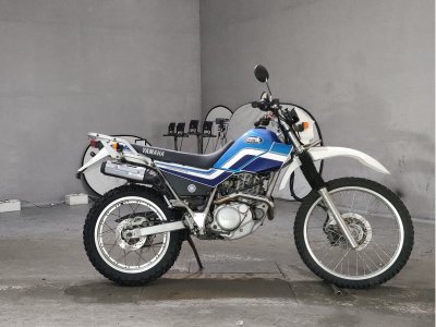 Yamaha SEROW XT225