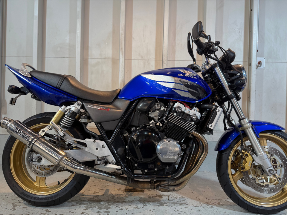 Honda CB400SFV